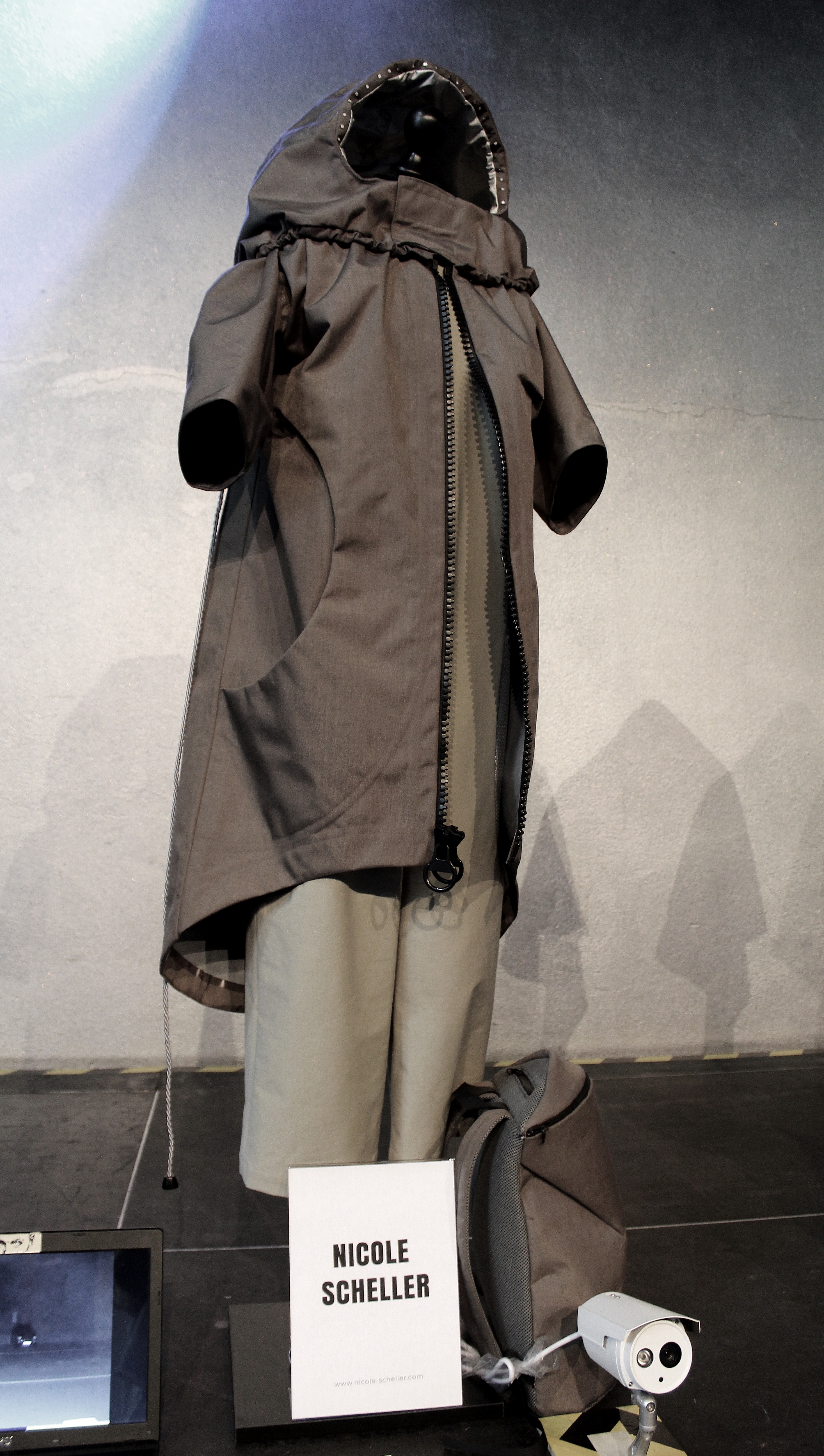 BERLINECODEX_WEARIT18_NICOLESCHELLER