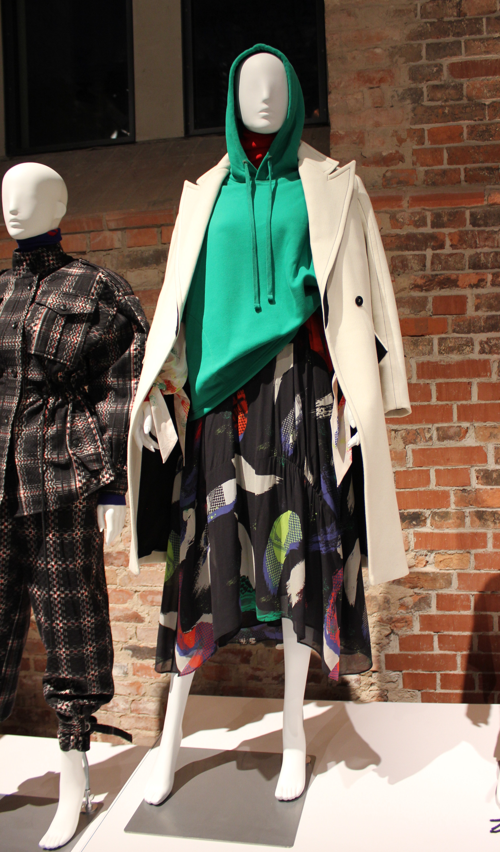 antimainstream_berliner_salon_hw1920_05